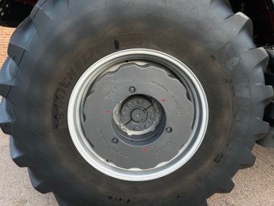 Massey Ferguson 8740S Exclusive