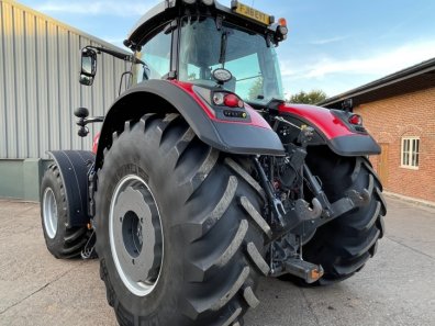 Massey Ferguson 8740S Exclusive