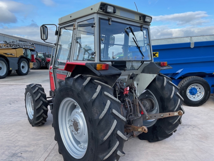 Massey Ferguson 362