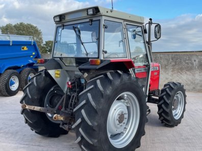 Massey Ferguson 362