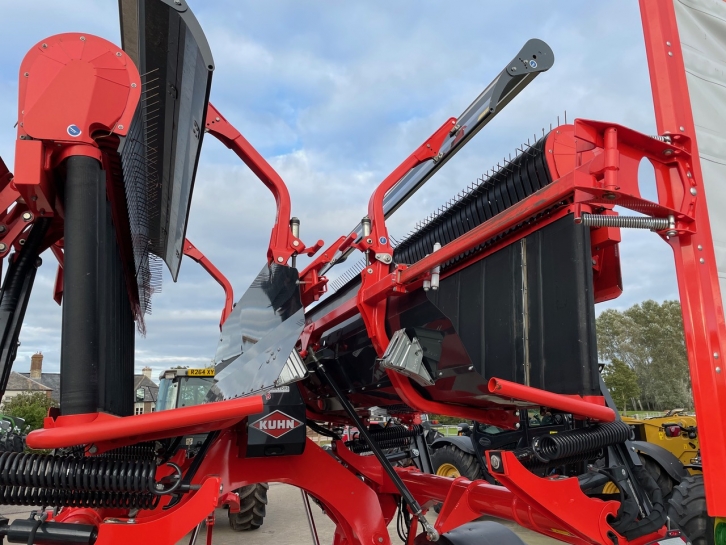 Kuhn Merge Maxx 950