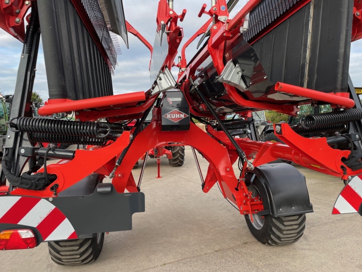 Kuhn Merge Maxx 950