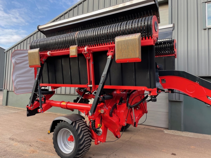 Kuhn Merge Maxx 950