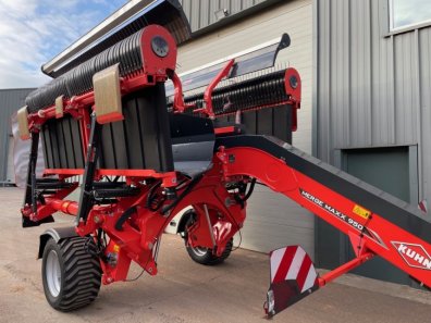 Kuhn Merge Maxx 950
