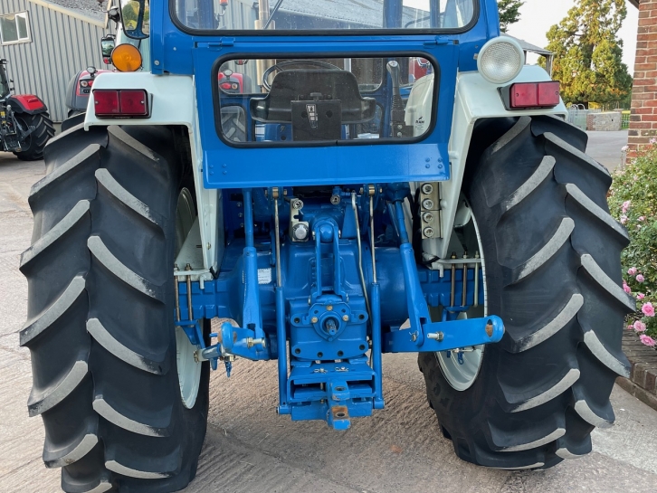 Ford 5000