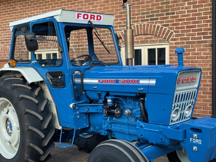 Ford 5000