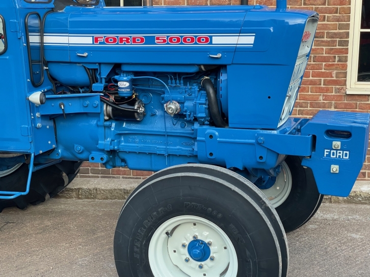 Ford 5000