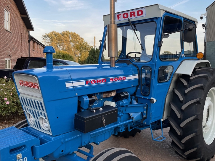 Ford 5000