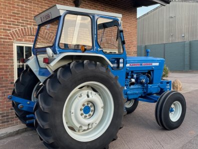 Ford 5000