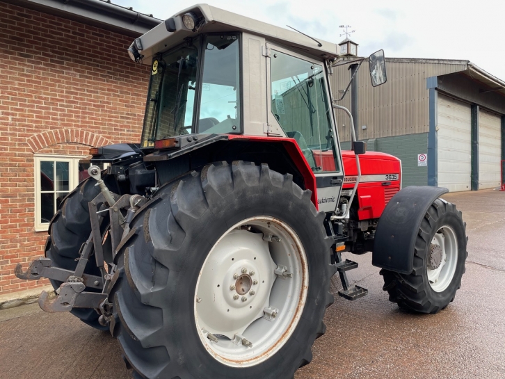 Massey Ferguson 3635
