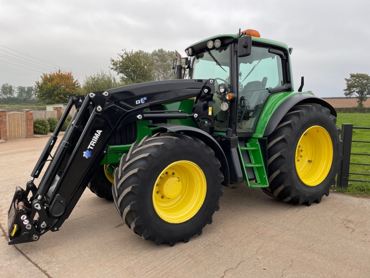 John Deere 6630