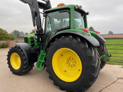 John Deere 6630
