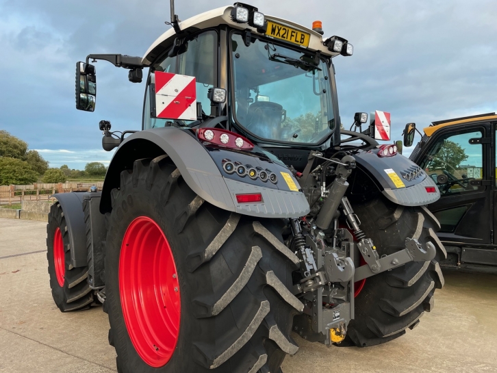 Fendt 724 Profi-Plus