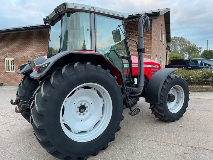 Massey Ferguson 6270