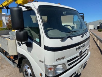 Hino 300 815 lorry