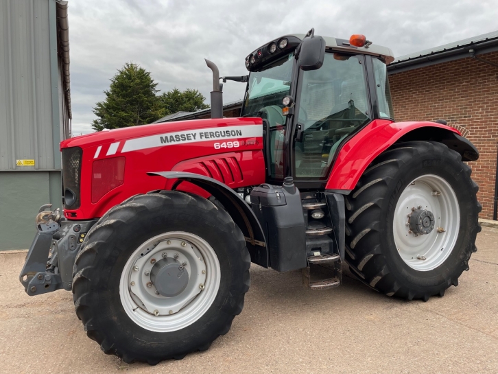 Massey Ferguson 6499