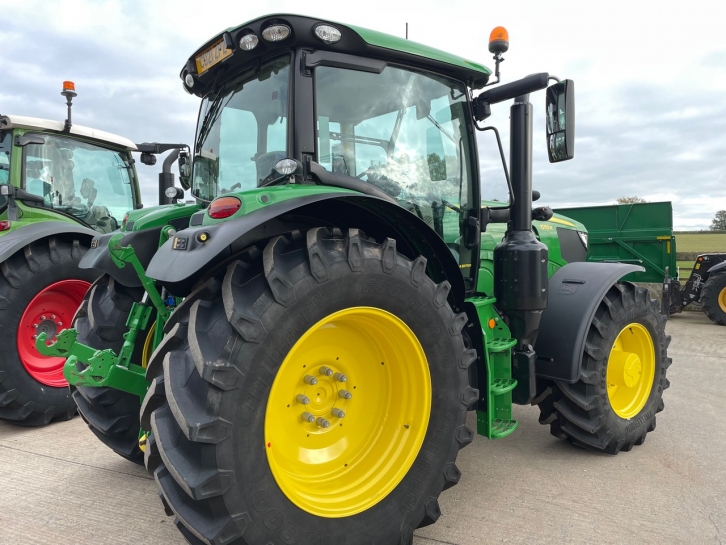John Deere 6155R