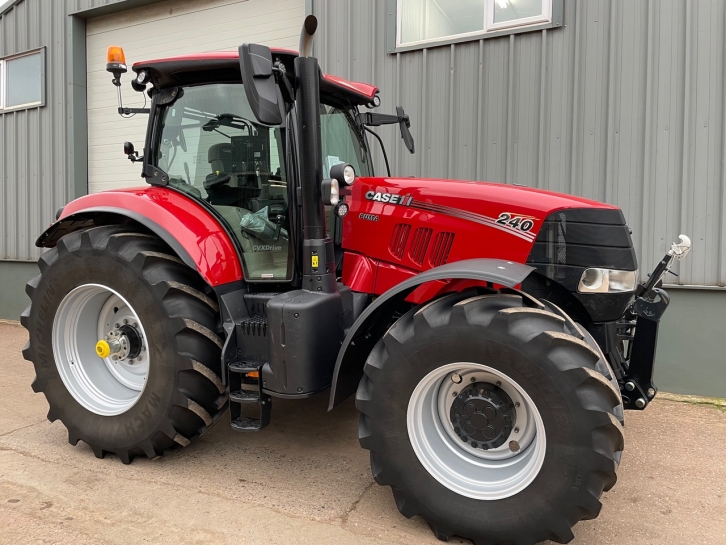 Case CVX 240