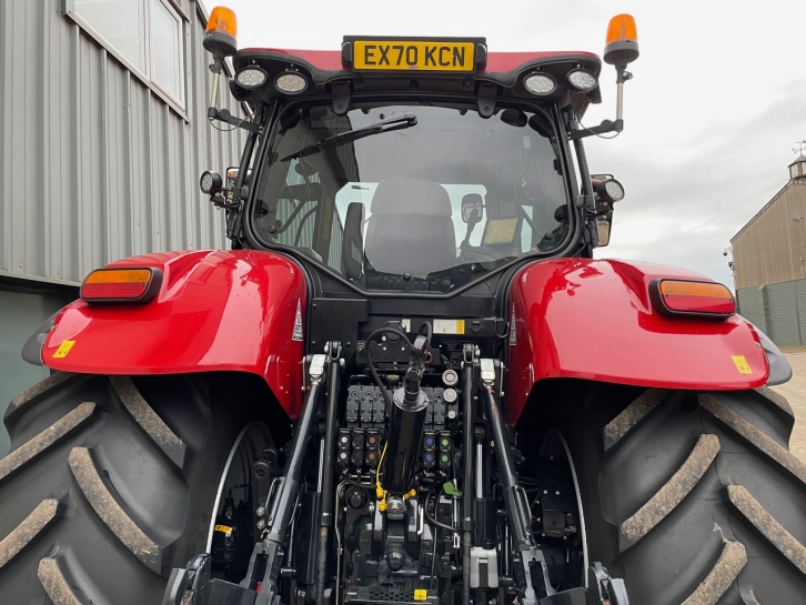 Case CVX 240