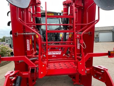 Grimme GF 600 bed tiller