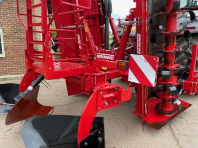 Grimme GF 600 bed tiller