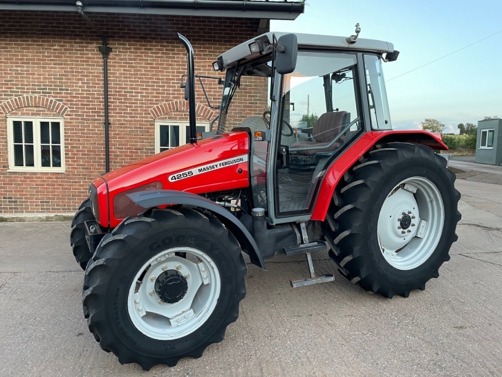 Massey Ferguson 4255