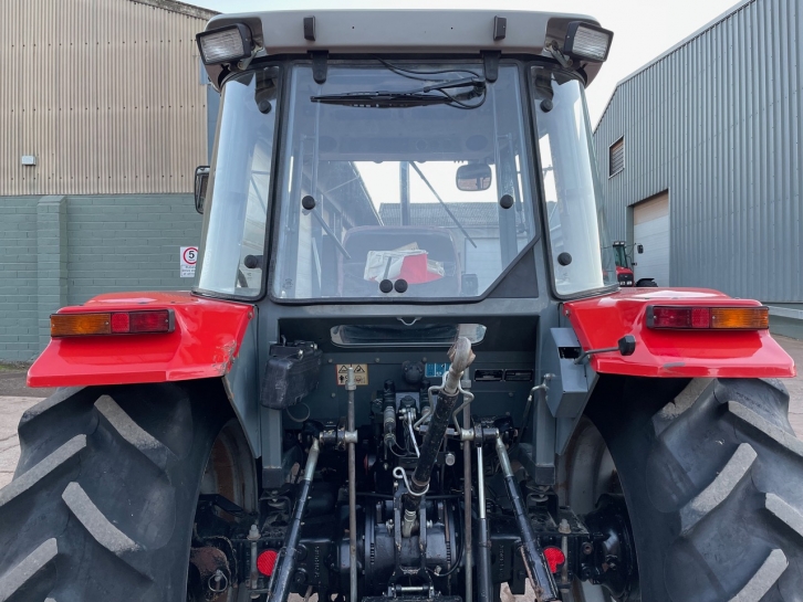 Massey Ferguson 4255