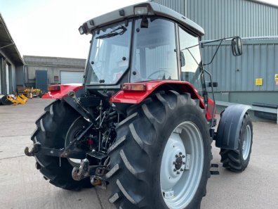 Massey Ferguson 4255