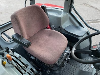 Massey Ferguson 4255