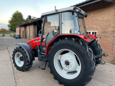 Massey Ferguson 4255