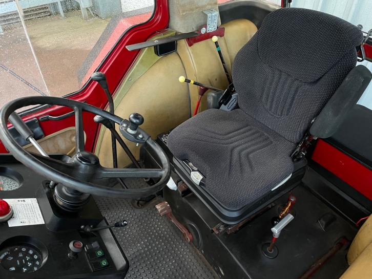 International 1255XL