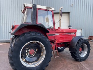 International 1255XL