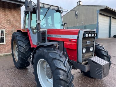 Massey Ferguson 699