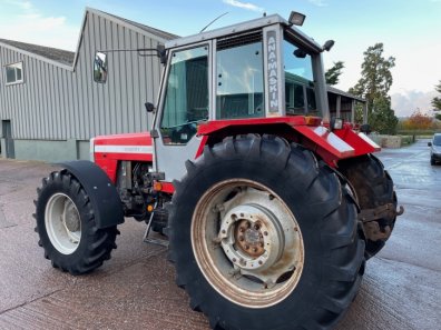 Massey Ferguson 699