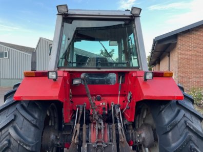Massey Ferguson 699