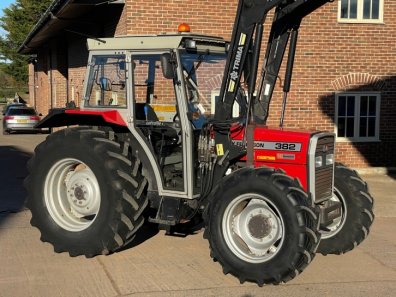 Massey Ferguson 382