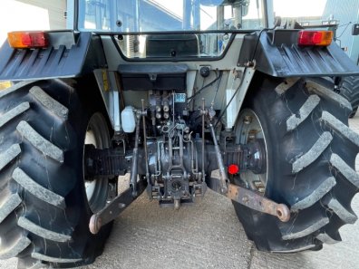 Massey Ferguson 382
