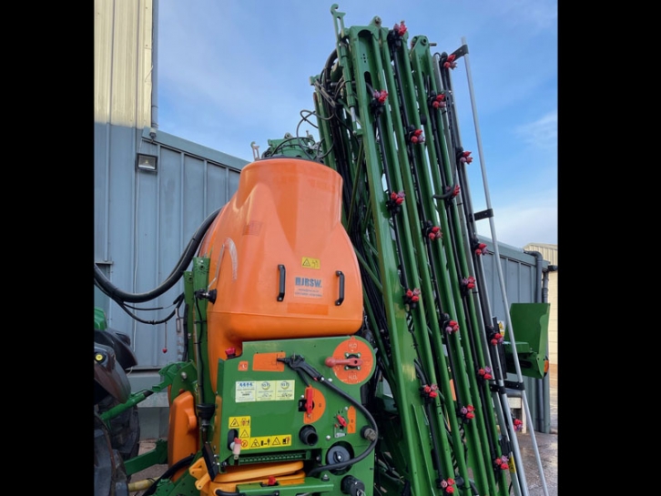 Amazone UF 1501 24 Metre sprayer