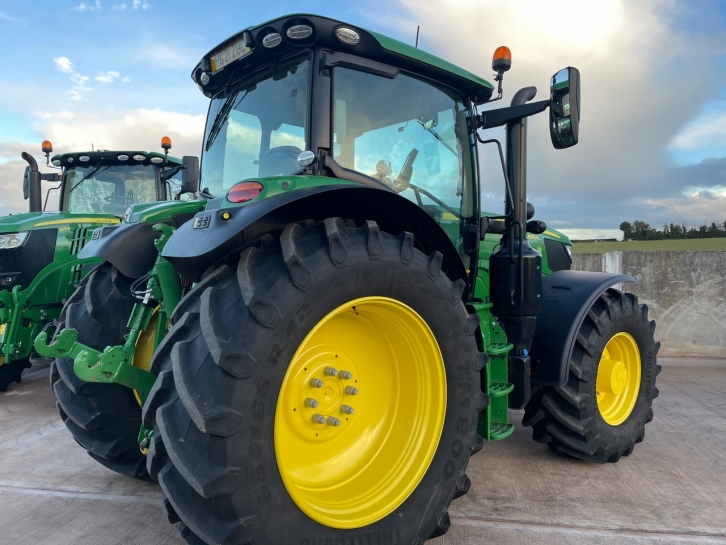 John Deere 6155R Ultimate