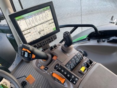 John Deere 6155R Ultimate
