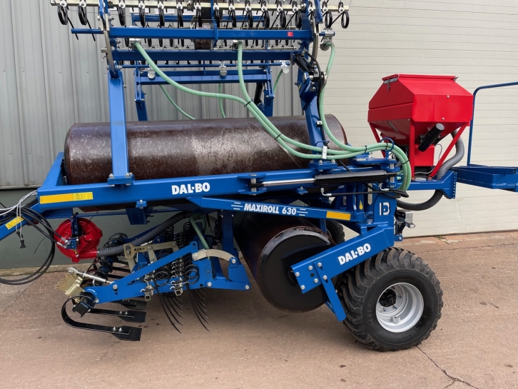 Dal-Bo Maxiroll 630 hydraulic folding rollers