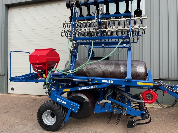 Dal-Bo Maxiroll 630 hydraulic folding rollers