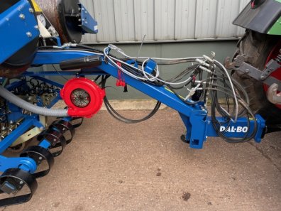 Dal-Bo Maxiroll 630 hydraulic folding rollers