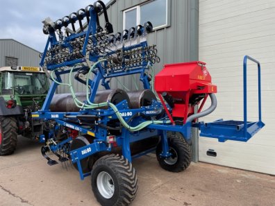 Dal-Bo Maxiroll 630 hydraulic folding rollers