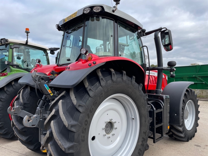 Massey Ferguson 7719S Exclusive