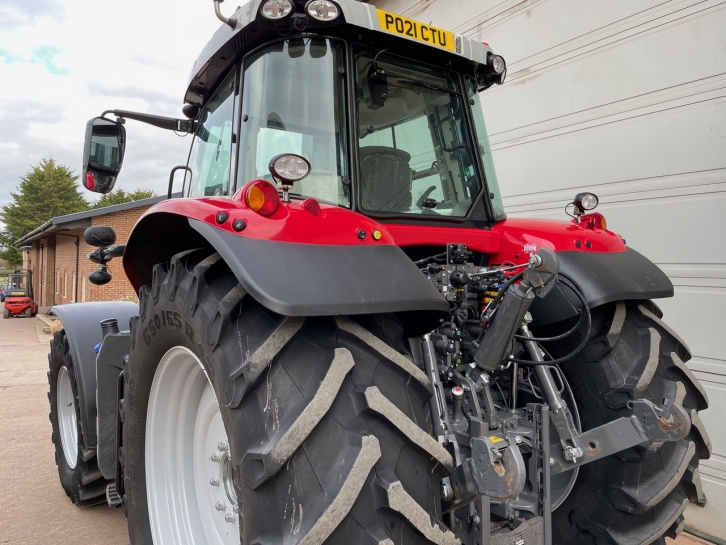 Massey Ferguson 7719S Exclusive