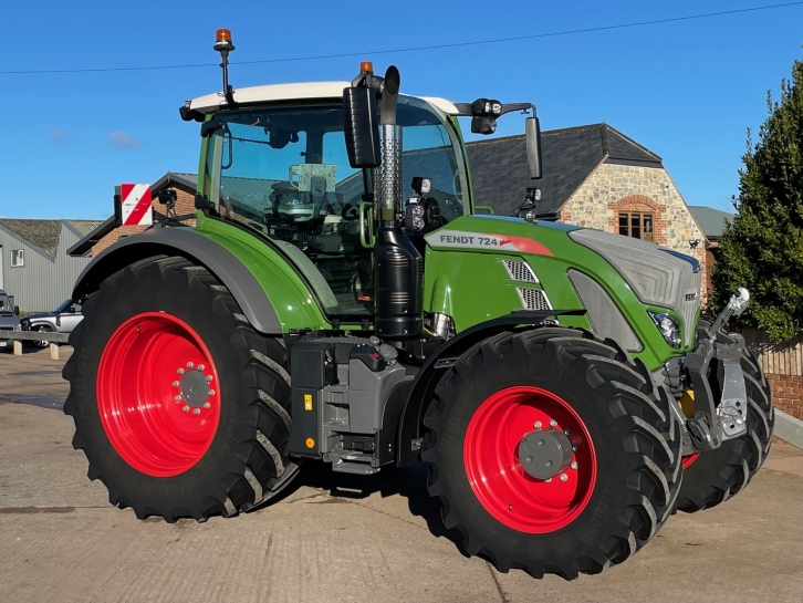 Fendt 724 Profi-Plus