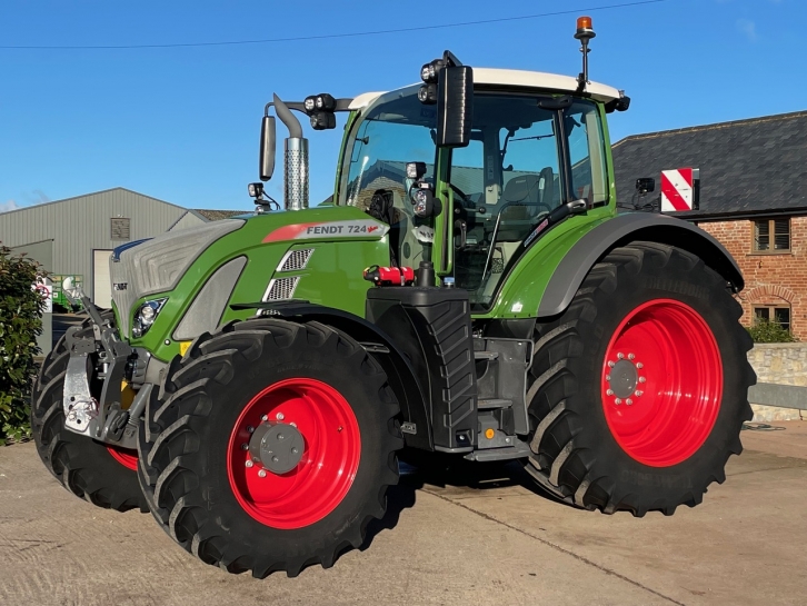 Fendt 724 Profi-Plus