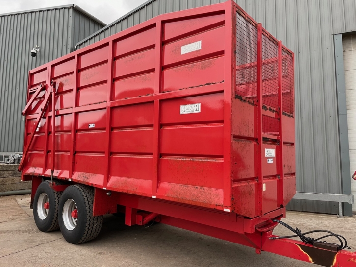 Smyth 18 Ton silage trailer