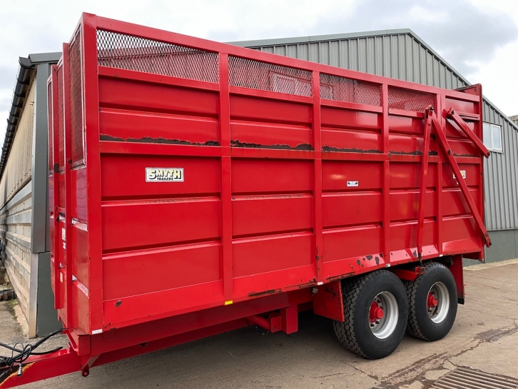 Smyth 18 Ton silage trailer